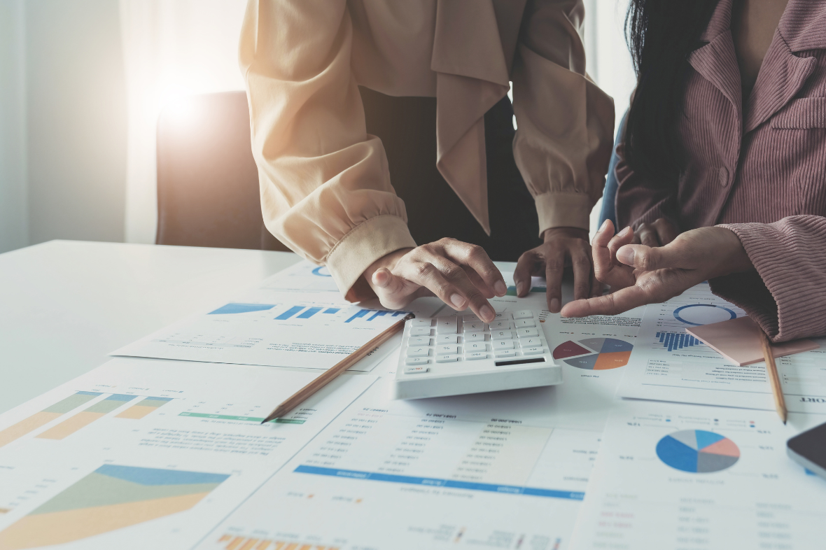 نظم التحقق من سلامة الرقابة المالية والتدقيق الداخلي